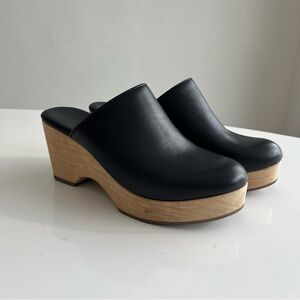 Everlane Black Leather Clogs with Wood Platform